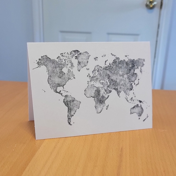 World Map Set of 6 Blank Note Cards and Envelopes, World Traveler Stationary - Picture 1 of 2